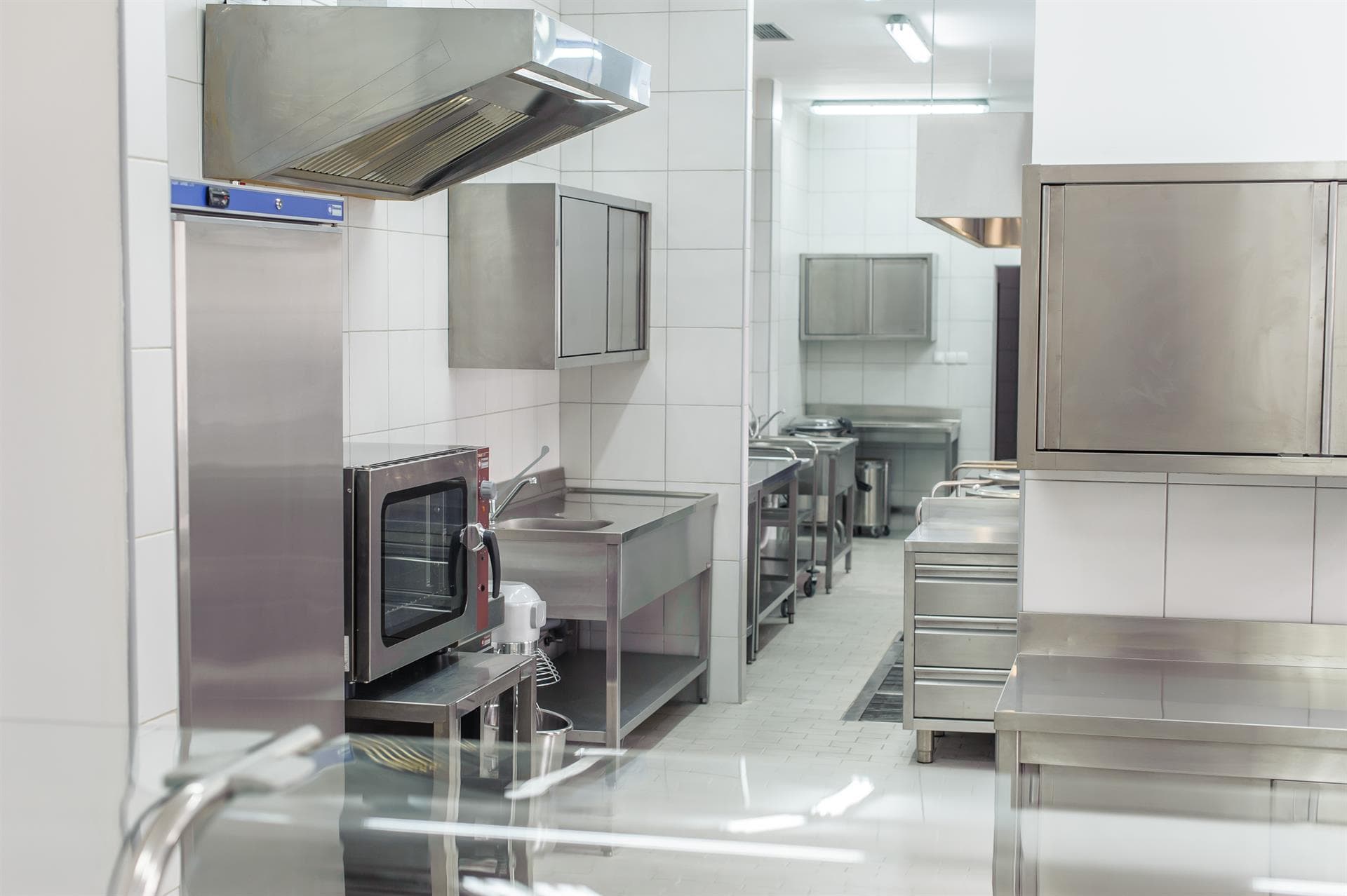 Instalación de cocinas industriales en todo tipo de locales